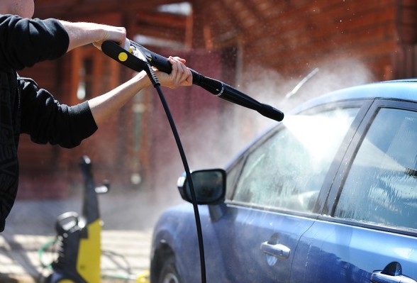 How a car pressure washer works – Advantages and disadvantages – Oxford  Mobile Valet